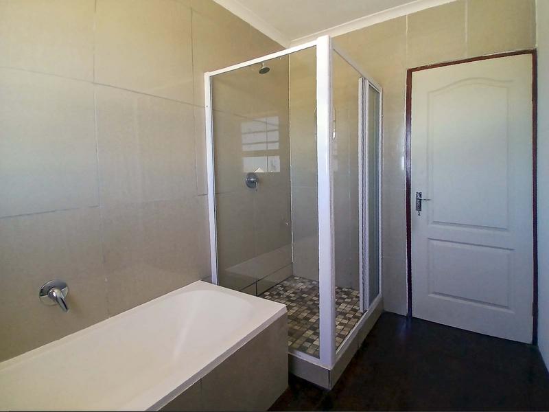 3 Bedroom Property for Sale in Britannia Bay Western Cape